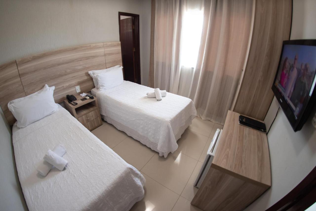Hotel Eldorado Paracatu Esterno foto